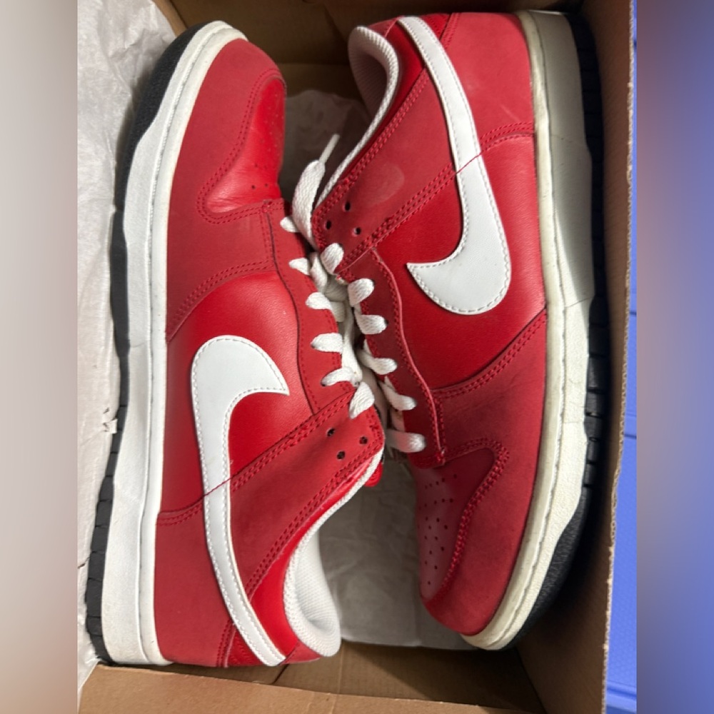 Nike Men's Red and White Sneakers Dunk Low